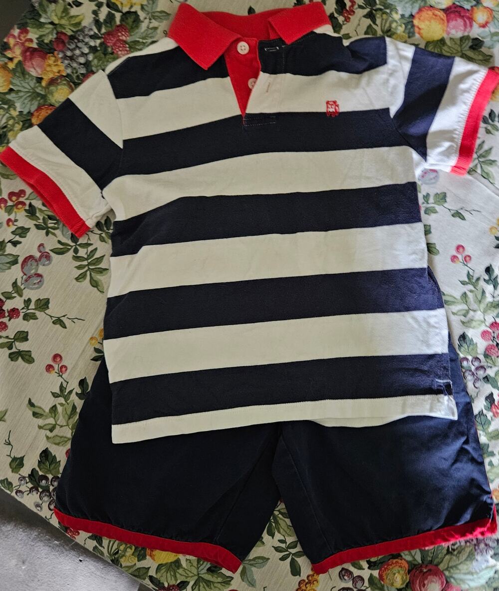 OshKosh B'gosh 2-Piece Toddler Boys Outfit – Size 4T